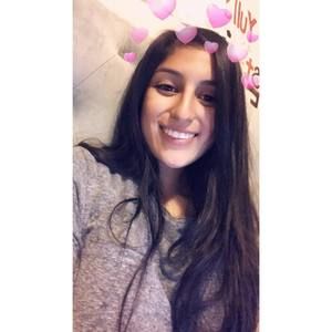 Meet your Posher, Yulissa